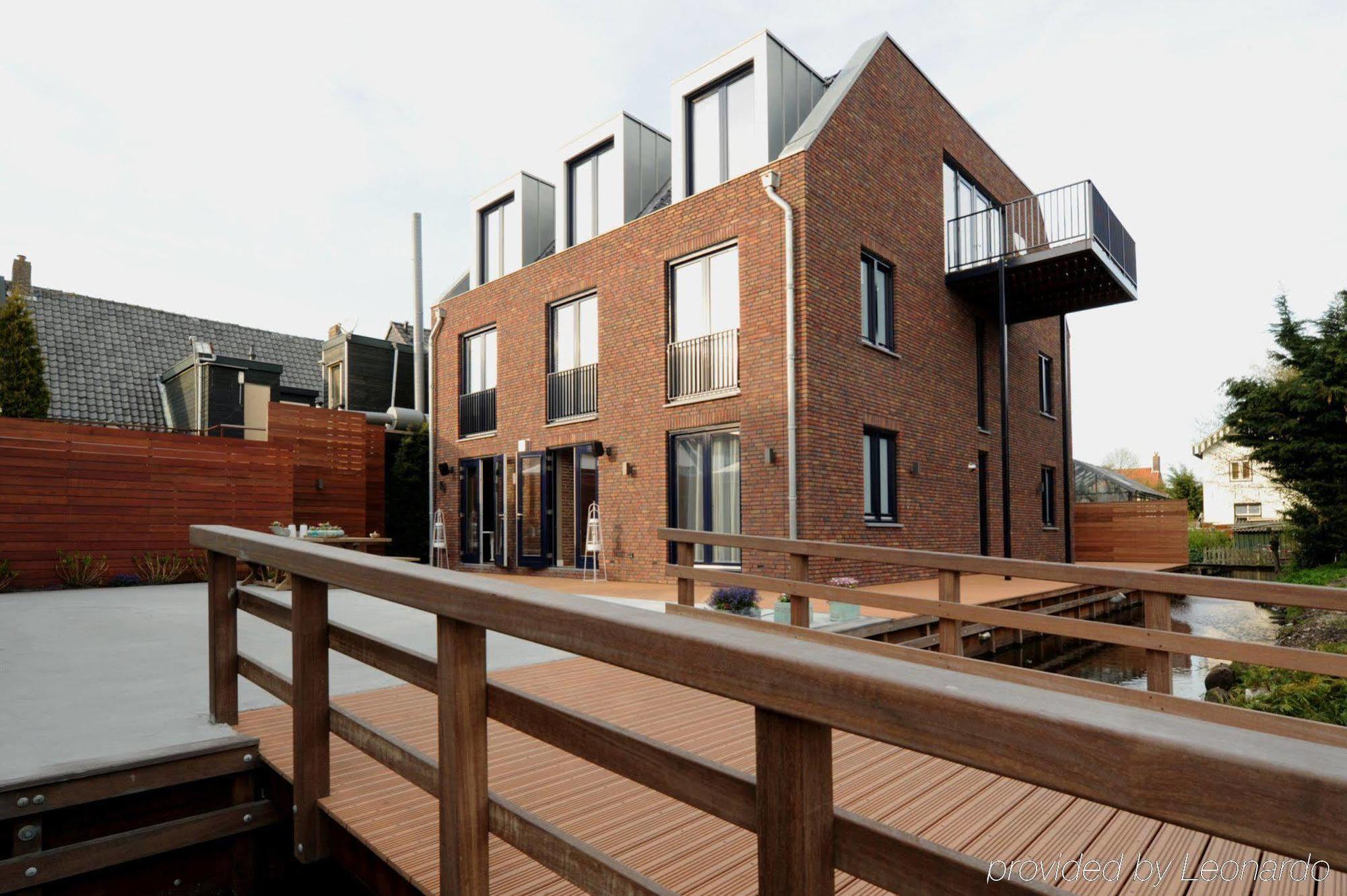 Blue Mansion Hotel Aalsmeer